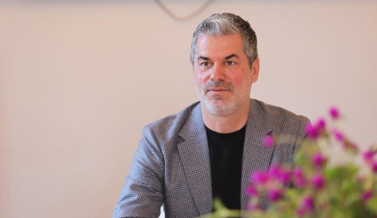 Dorëhiqet kryebashkiaku i Vlorës, Ermal Dredha